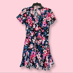 Boutique Floral Print Flowy Romper SIZE M